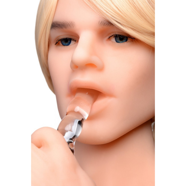 ag213-in-mouth-1000